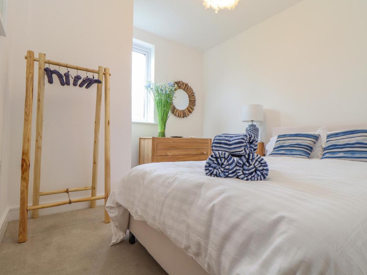 Upper Deck Apartment Truro Exterior photo